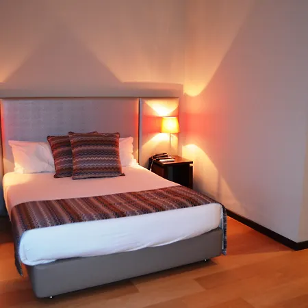 Hotel Torres Novas Ξενοδοχείο 3*