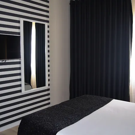 Hotel Torres Novas מלון