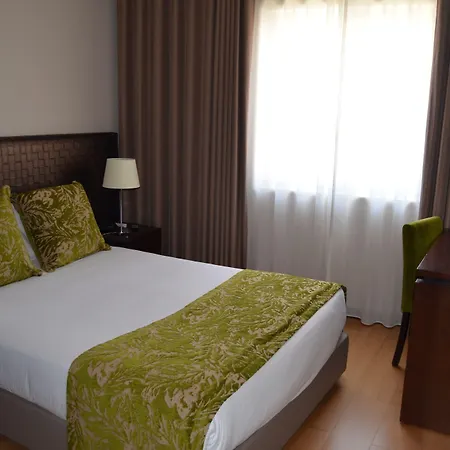 Hotel Torres Novas 호텔