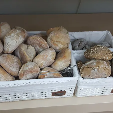 Hotel Torres Novas טורס נובאס