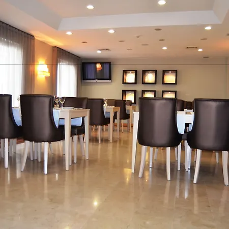 호텔 Hotel Torres Novas 토레스노봐스