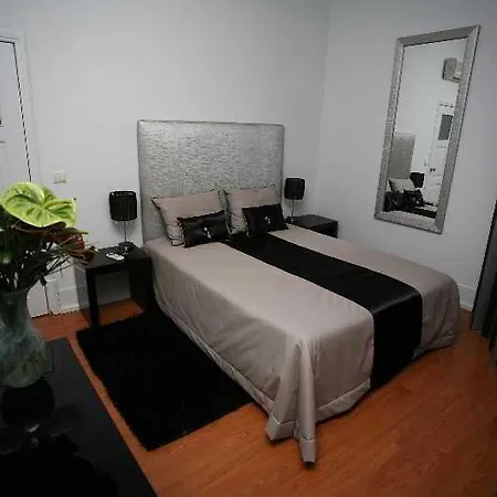 Ξενοδοχείο Hotel Torres Novas 3*