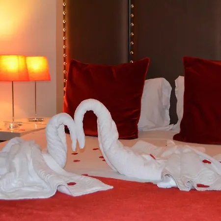 מלון Hotel Torres Novas