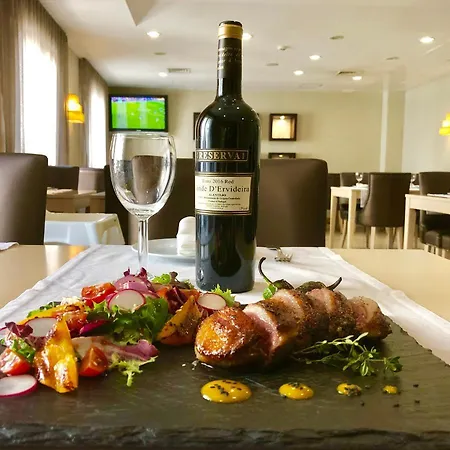 Hotel Torres Novas 호텔 토레스노봐스